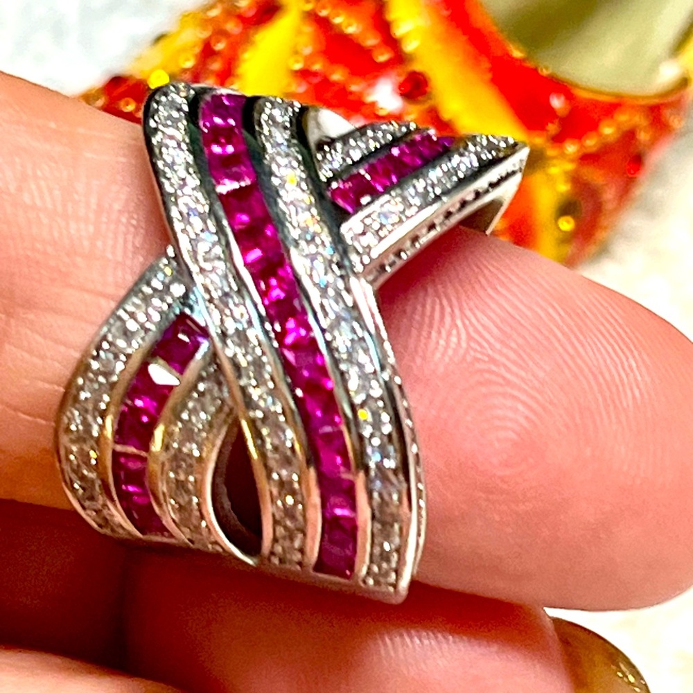 💕Large bold cross over ring stamped 925 pink and silver